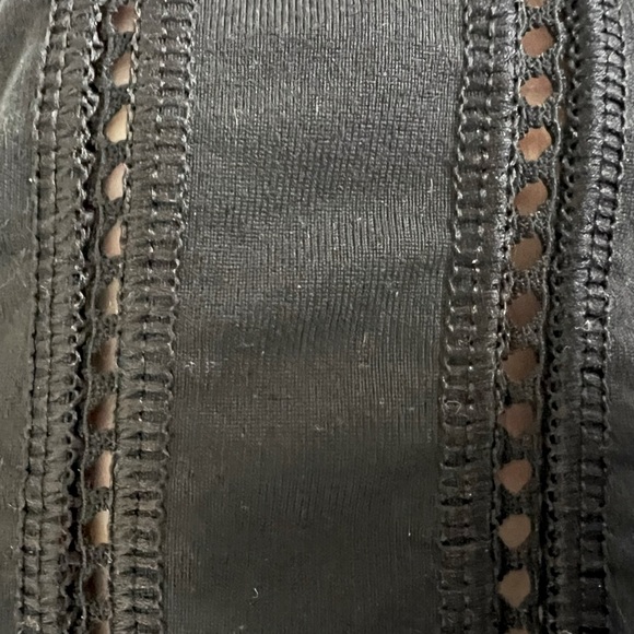 VS Knockout Yoga pants - Bk open side Medium - Picture 2 of 6